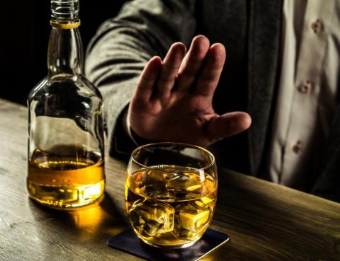 Alkol Bağımlılığının 7 İşareti!